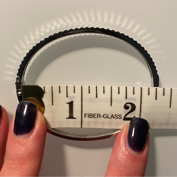 Ring Concierge Fluted White Gold Bangle 17 cm - Picture 14 of 15